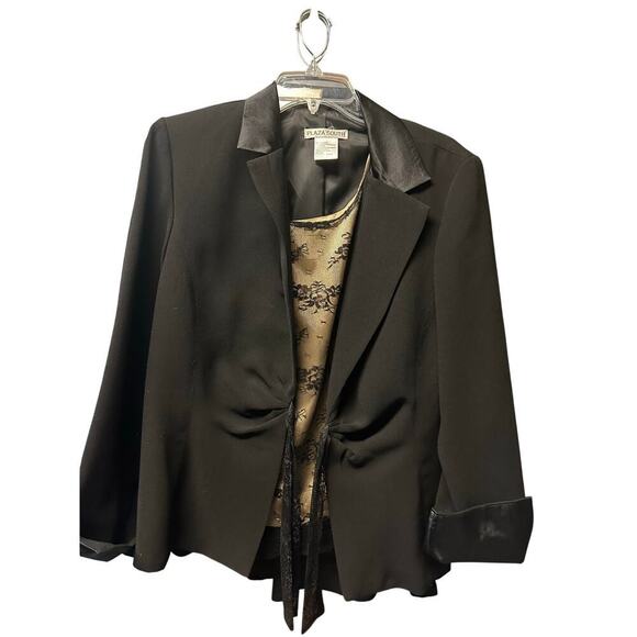 Plaza South Jackets & Blazers - Plaza South blazer with a lace trim top Size 16